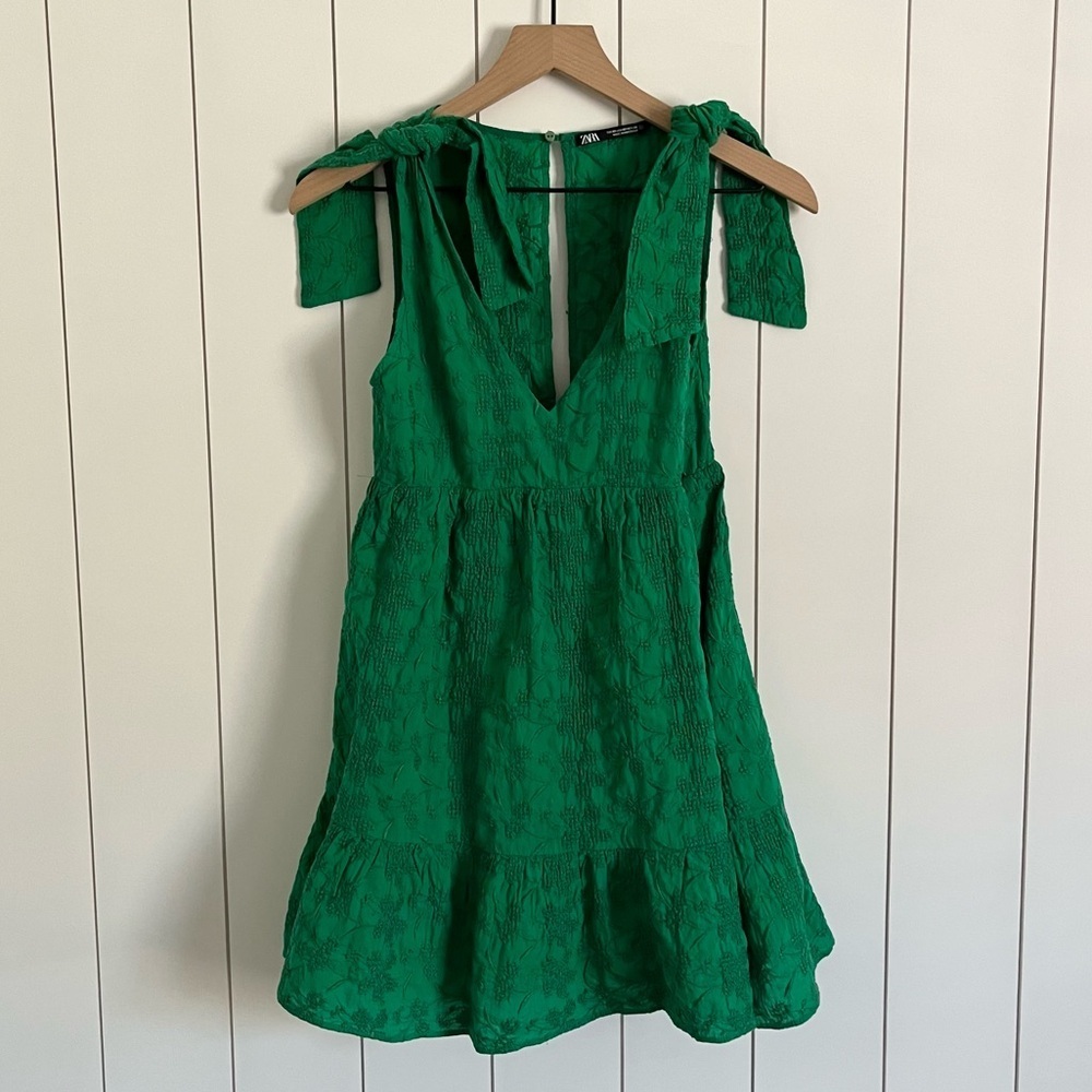 Zara Green Floral Embroidered Mini Dress